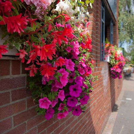 The Alexander Pope Hotel Twickenham Exterior photo