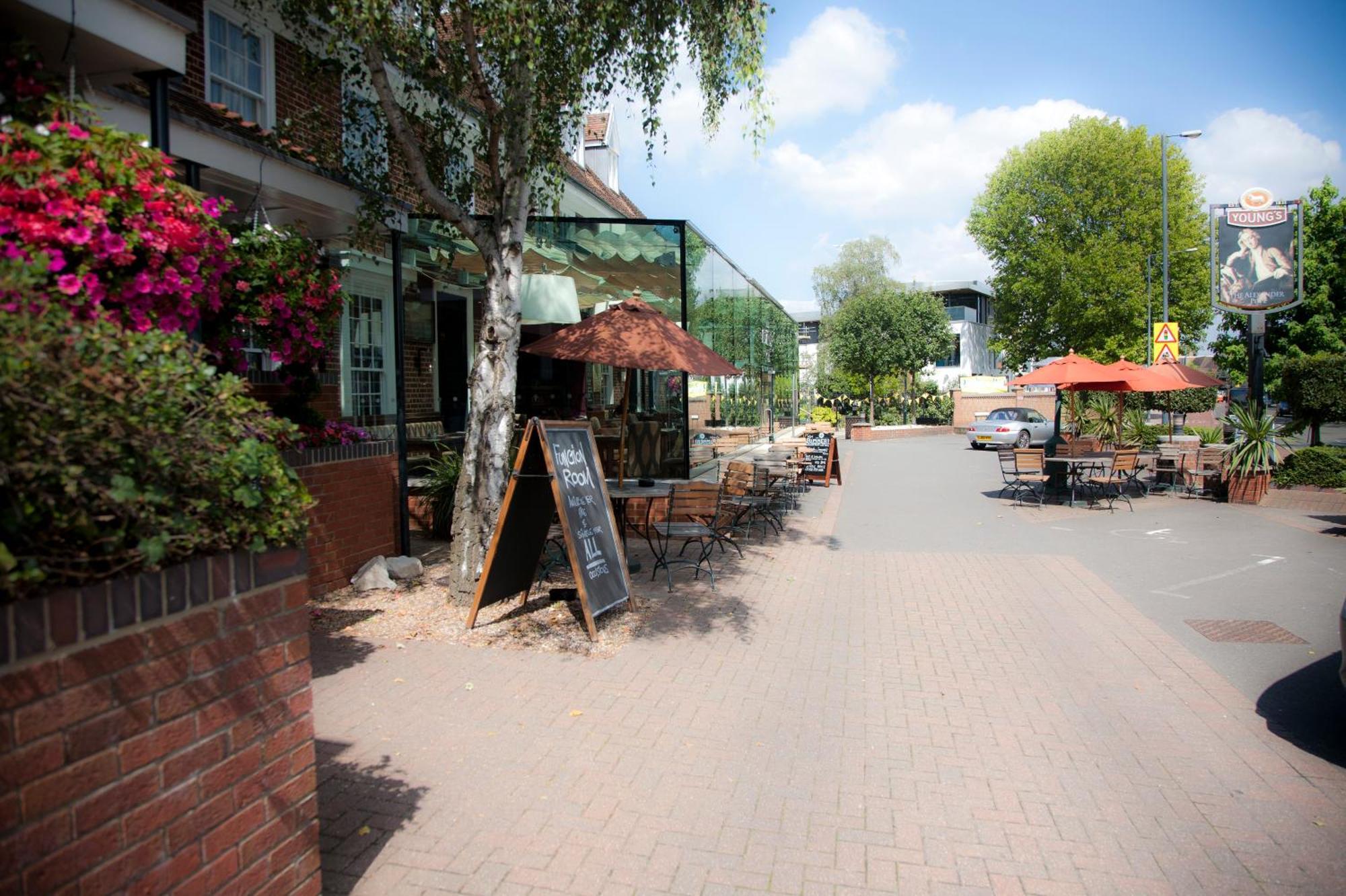 The Alexander Pope Hotel Twickenham Exterior photo